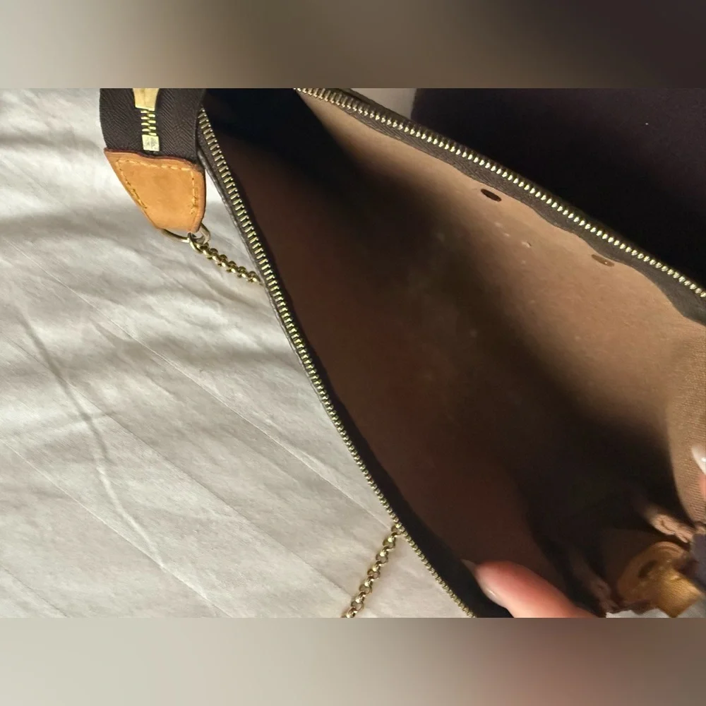 Louis Vuitton Pochette Eva - Picture 4 of 6